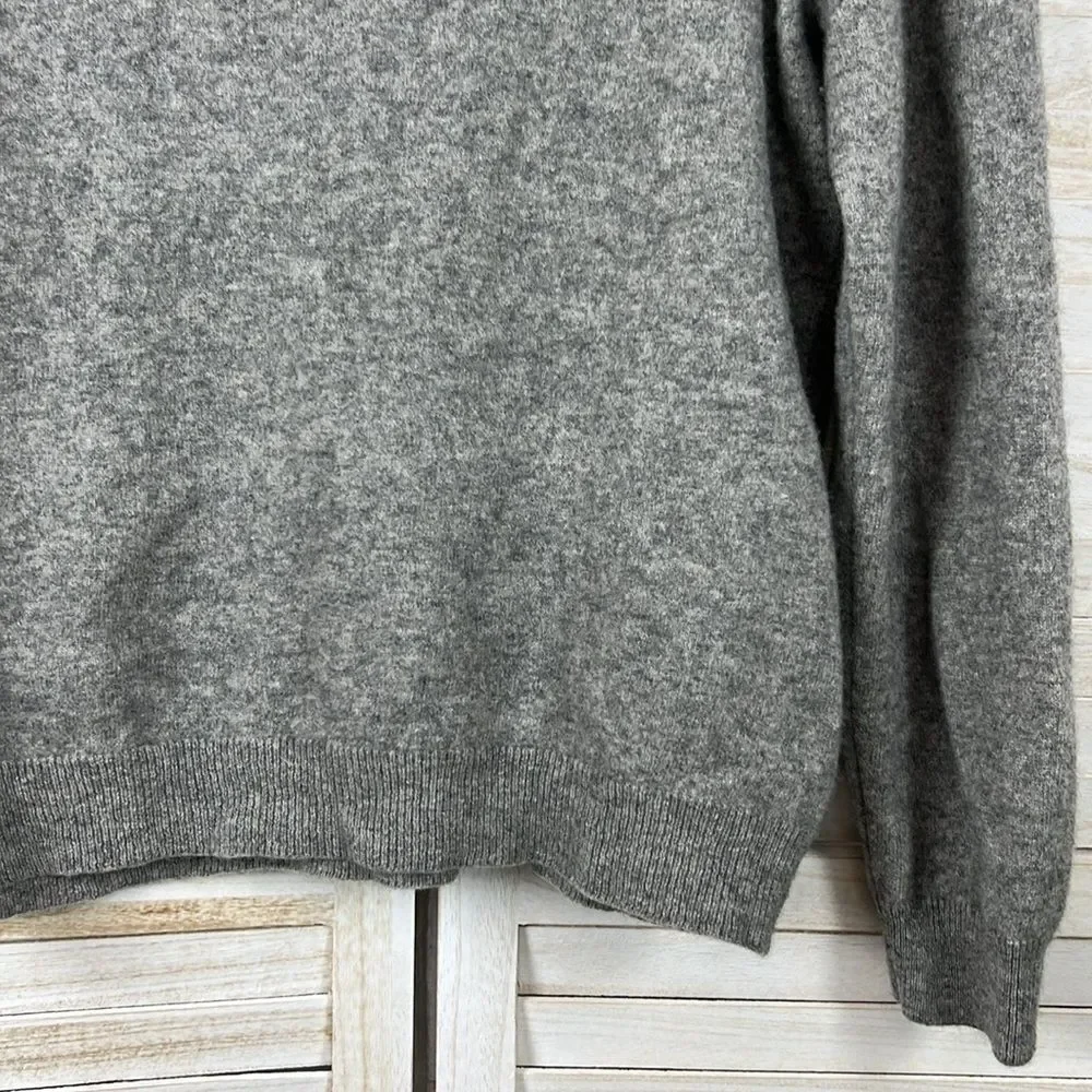 Club Room Macy's V-Neck Gray Cashmere Sweater